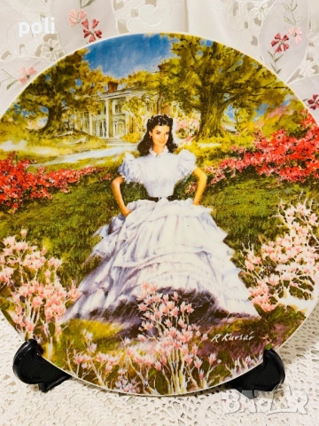 порцеланова чиния за стена , снимка 2 - Декорация за дома - 52635111