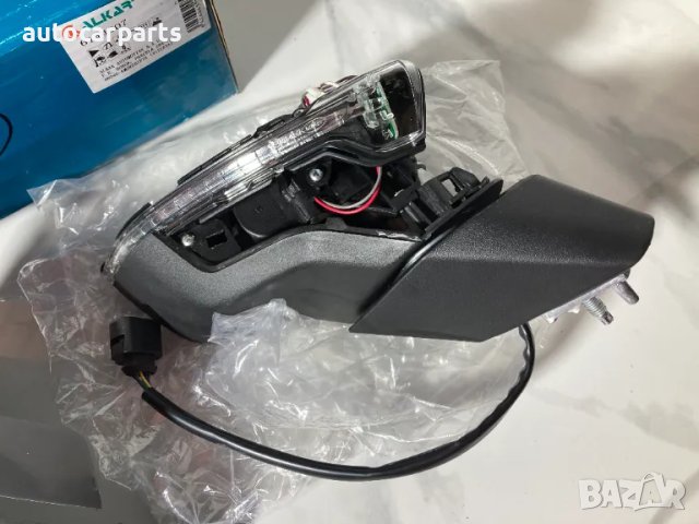 Външно огледало за Сеат Леон 3 / SEAT Leon III (5F1, 5F5, 5F8) 2012 -, снимка 2 - Части - 48385027