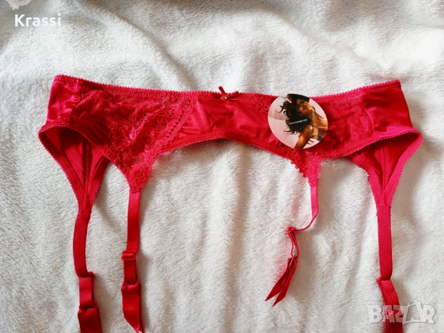 Колан за чорапи Triumph XL нов