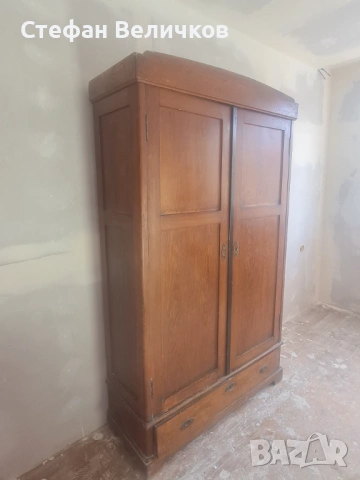 Стар масивен гардероб, изработен от благороден орех, снимка 4 - Антикварни и старинни предмети - 53856873