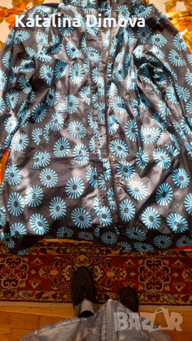 Продавам пролетно-есенно дамско яке до под ханша , снимка 2 - Якета - 36366826