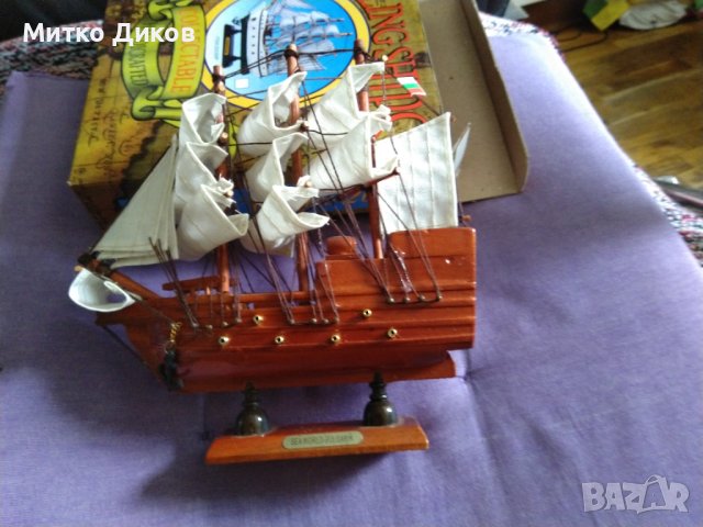 Подаръчен сувенир макет на кораб нов дърво Н-195мм и размер 195х45мм