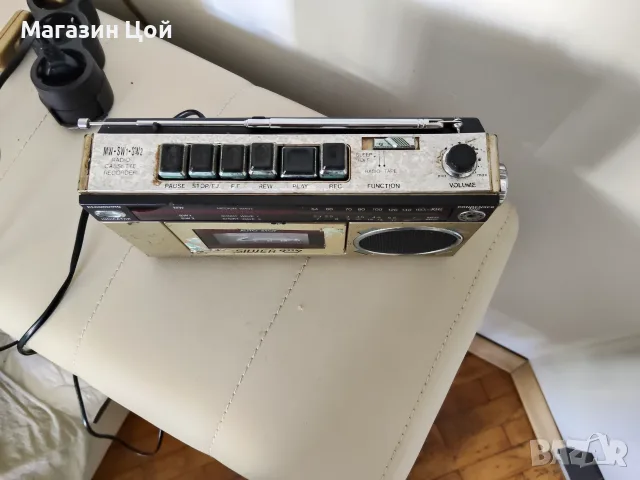 Радио касетофон , снимка 2 - Радиокасетофони, транзистори - 55708094
