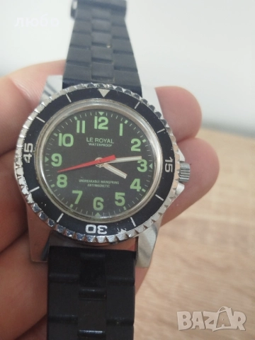 ЧАСОВНИК DIVER 70-те Години Оригинален Винтиж Работи Точно Перфектен 