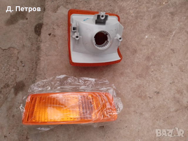 Десен мигач Audi 80  Hella, снимка 5 - Части - 52728256