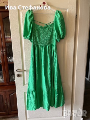 Дълга нова елегантна зелена рокля Reserved буфан ръкав къдри волани , снимка 3 - Рокли - 41203081