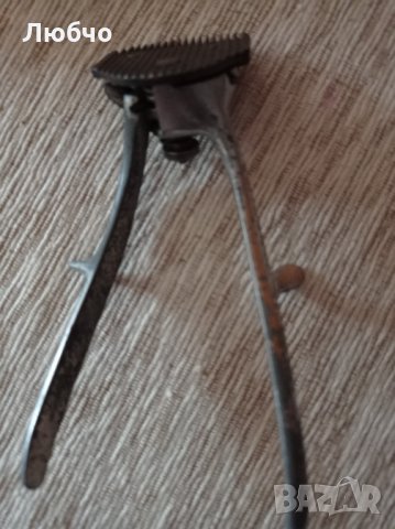 Стара ръчна машинка за подстригване, снимка 3 - Антикварни и старинни предмети - 35852005