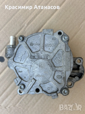 03L145100. Вакуум помпа за Vw Туран 1.6 TDI. 105кс. 2010-2015г. 