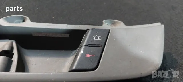 Бутони Предна Лява Вътрешна Дръжка Ауди A4 Б6, снимка 3 - Части - 48661170