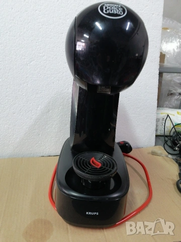 Кафемашина за капсули Dolce Gusto , снимка 12 - Кафемашини - 46652975