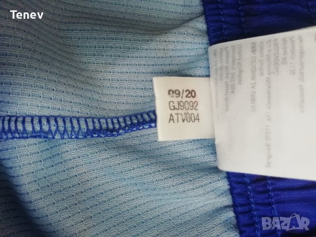 Manchester United Human Race Adidas нови оригинални дамски шорти къси гащи Манчестър Юнайтед Адидас , снимка 5 - Къси панталони и бермуди - 41499939