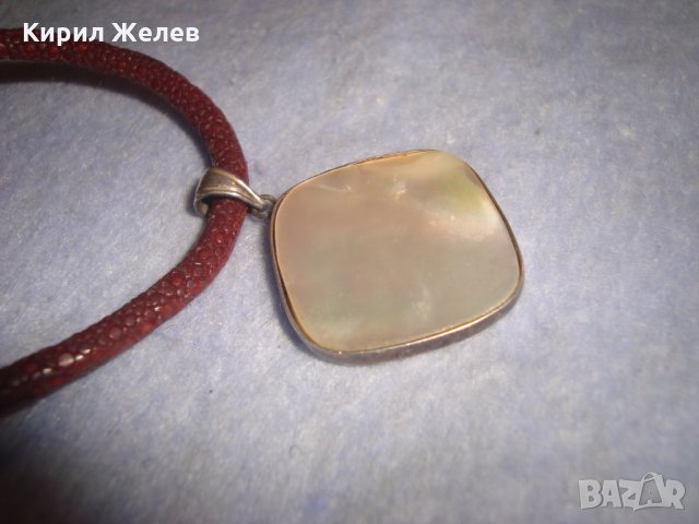СРЕБЪРНО СЕДЕФЕНО АРТ КОЛИЕ МЕДАЛЬОН с ШНУРЧЕ и ГРЪБ КОЖА от САЛАМАНДЪР СРЕБРО 925 със СЕДЕФ 16908, снимка 7 - Колиета, медальони, синджири - 35974294