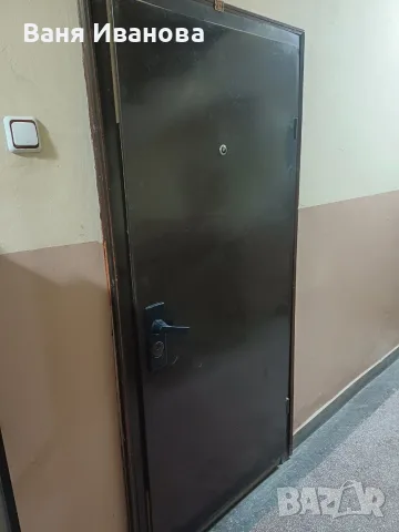 Комплект метална и дървена входни врати