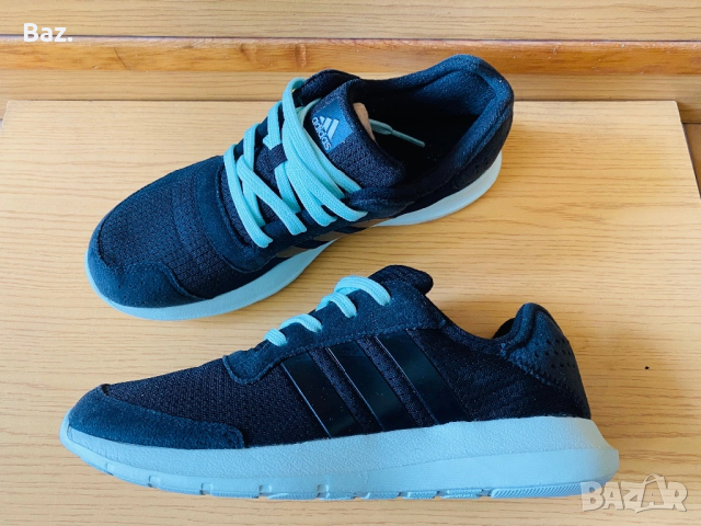 Adidas   ,номер 40, 2/3 , снимка 4 - Маратонки - 53780821