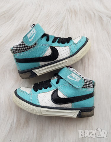 Детски кецове Nike №22, снимка 8 - Детски маратонки - 44685413