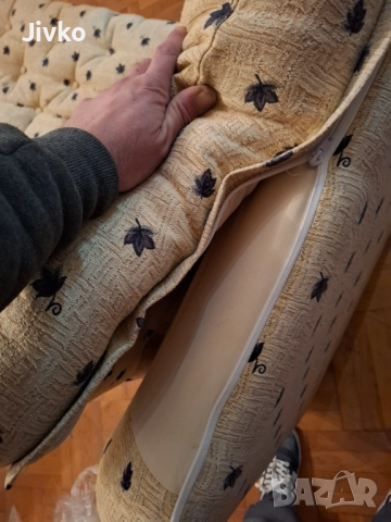 Лежанка, снимка 5 - Дивани и мека мебел - 52863424