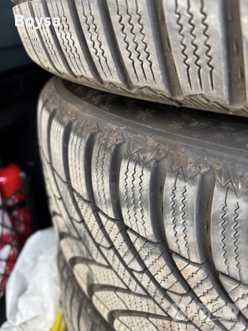 4бр Зимни гуми + джанти за Mercedes, снимка 3 - Гуми и джанти - 56103324