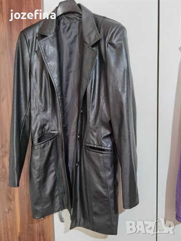 Кожено черно сако от изкуствена кожа