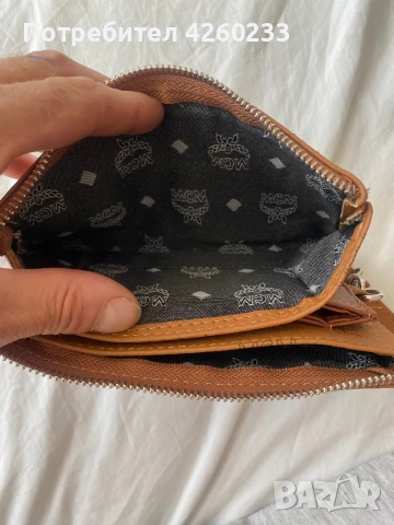 Портфейл MCM Visetos , снимка 8 - Портфейли, портмонета - 51343036