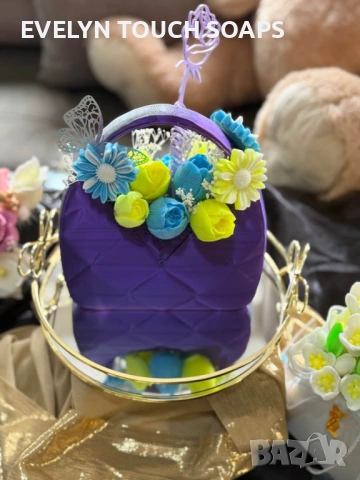 подарък за 8 март 👜 3D принтирани чанти, пълни с ръчно направени цветя