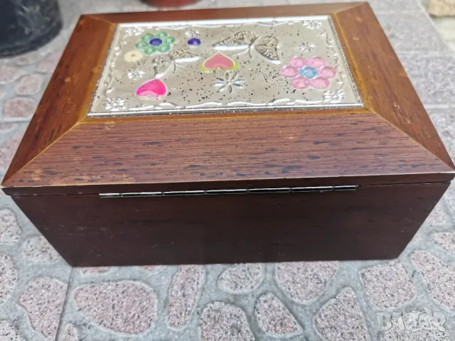 голяма дървена кутия за бижута, снимка 5 - Антикварни и старинни предмети - 49391538