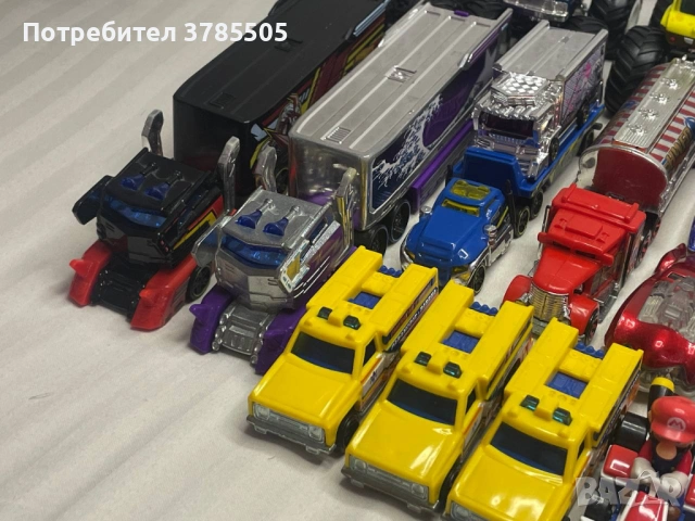 HOT WHEELS на символична цена! Камиони,джипове,автомобили,мотоциклети, снимка 2 - Коли, камиони, мотори, писти - 53259139