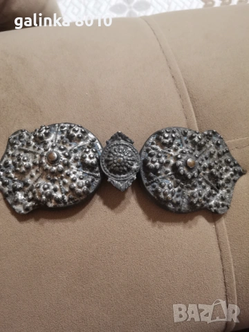 Стари посребрени пафти