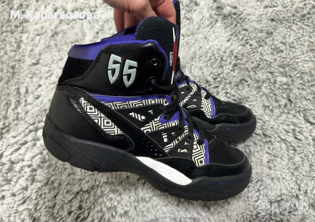 Мъжки Adidas Mutombo, Размер 44, снимка 2 - Спортни обувки - 53541810