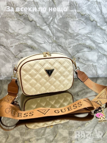 Guess Дамска Чанта С Дълга Дръжка За През Рамо Код SK143, снимка 6 - Чанти - 52518195