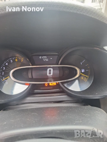 Renault Clio в перфектно състояние!, снимка 2 - Автомобили и джипове - 53735020