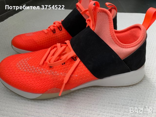 Дамски маратонки Nike Zoom, снимка 2 - Маратонки - 42257937