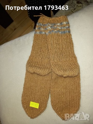 Ръчно плетени детски чорапи от вълна, снимка 2 - Чорапи - 38657070