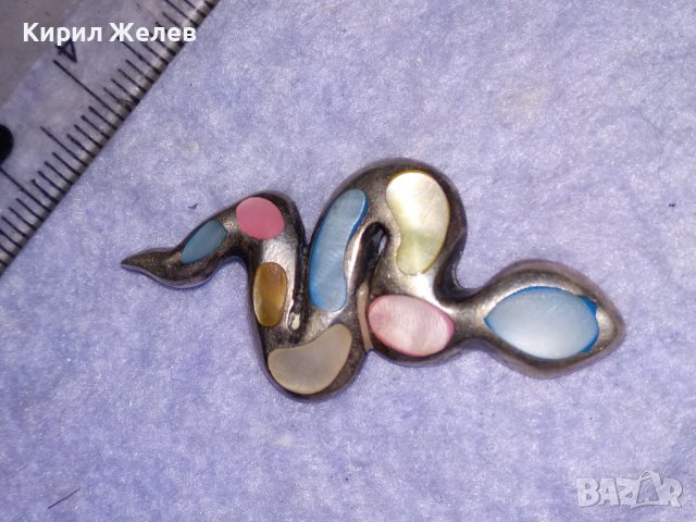 ЗМИЕВИДЕН СРЕБЪРЕН АРТ ПЕНДАНТ МЕДАЛЬОН СРЕБРО 925 ИНКРУСТИРАН с РАЗНОЦВЕТЕН КРАЛСКИ СЕДЕФ 38704, снимка 6 - Колиета, медальони, синджири - 41741621