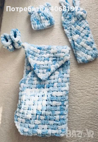 Комплект одеало, терлички, шапка и шал, снимка 1