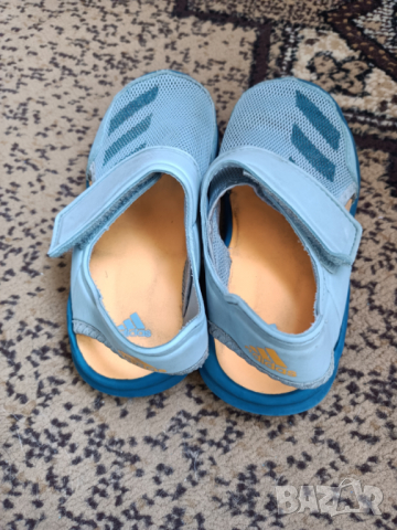 Сандалки Адидас , снимка 2 - Детски сандали и чехли - 26689045