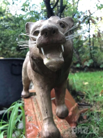 Макет на лъвица от папиемаше., снимка 3 - Антикварни и старинни предмети - 51352111