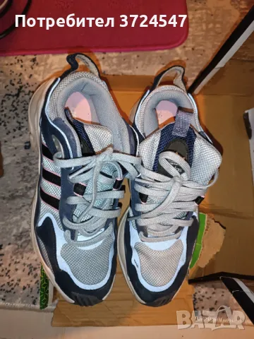 Маратонки Adidas 