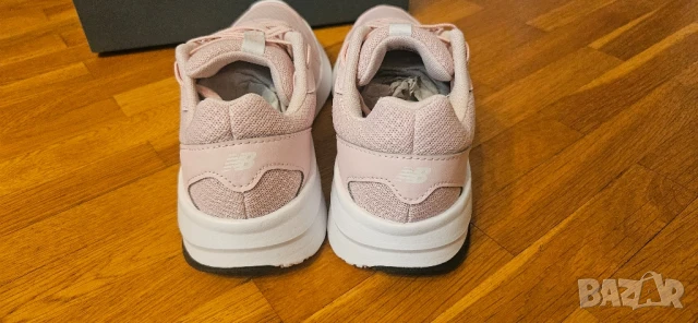 New Balance, Номер 37.5, снимка 8 - Маратонки - 51238040