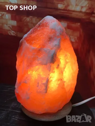 Лампа от Хималайска сол 3 кг. с дървена основа, снимка 2 - Настолни лампи - 48668293