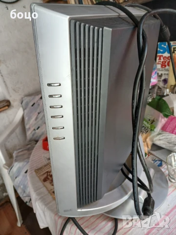 Продавам монитор SONY SDM-HX75, снимка 3 - Монитори - 51232208