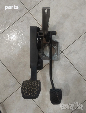 Педал Спирачка и Съединител със Помпа БМВ Е36 - 1161962, снимка 4 - Части - 52569136