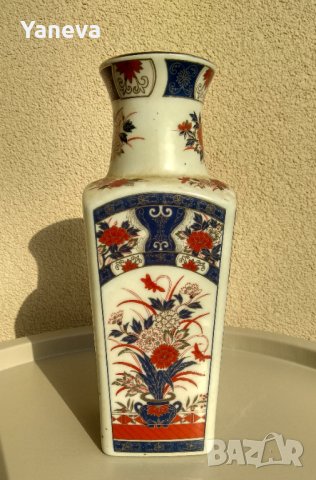 Японска , порцеланова ваза с богата орнаментика. , снимка 2 - Вази - 41856878