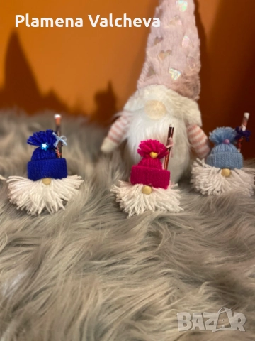 Весели и щури Коледни гномчета с Коледни късмети, снимка 5 - Декорация за дома - 52296360