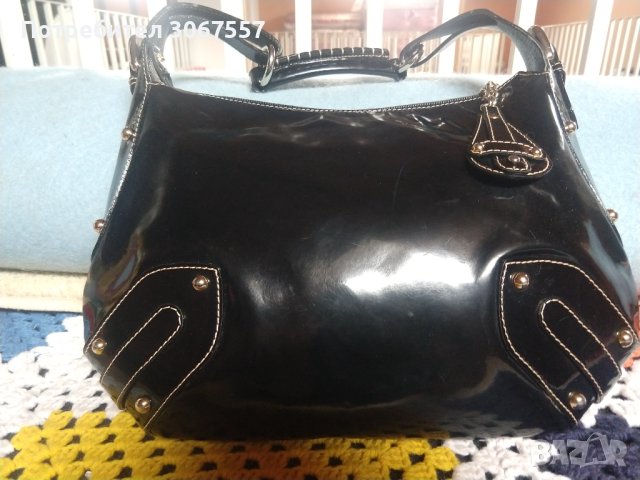 Продавам нова дамска чанта 