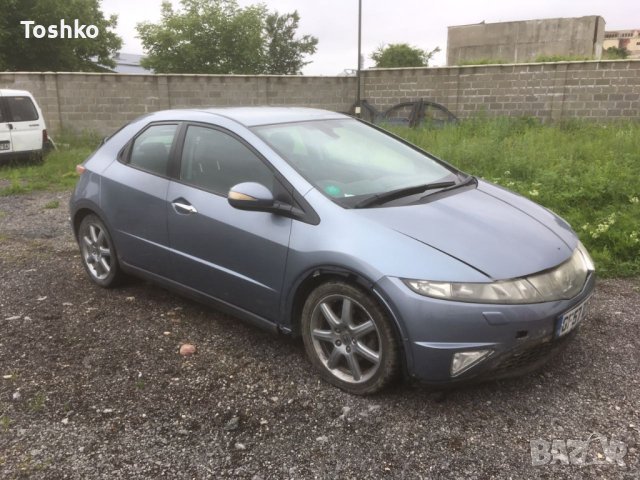 Honda Civic 2008 година на части, снимка 1 - Автомобили и джипове - 41784796