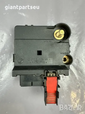 Бушонна Кутия за Мерцедес Mercedes-benz W220 0005401950