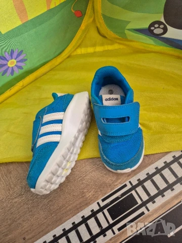 Детски маратонки Adidas 23, снимка 5 - Детски маратонки - 51372206
