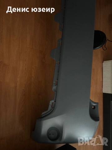 Задна броня Тойота аурис 2012 , снимка 3 - Части - 53858517