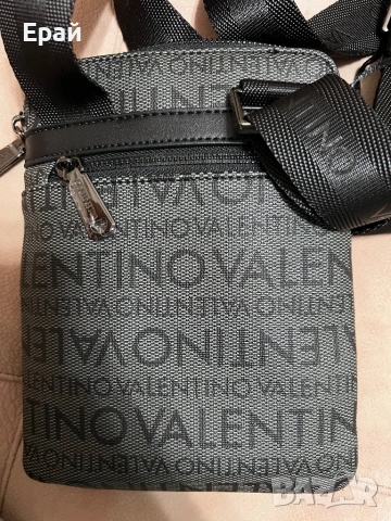 Чанта през рамо VALENTINO, снимка 3 - Чанти - 53622525