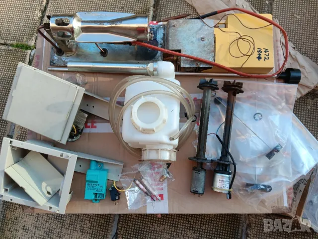 Части за газови котлета Alde, снимка 7 - Каравани и кемпери - 39824605